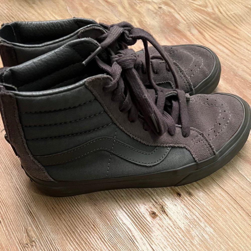 Vance Skateboard Grey